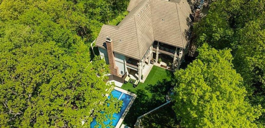 Homes for Sale in Liberty, MO 64068 | 1149  Nottingham Drive