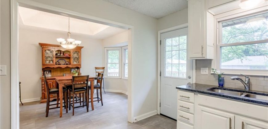 Homes for Sale in Kearney, MO 64060 | 302 E 11th Street