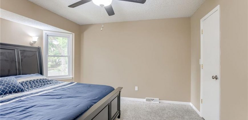 Homes for Sale in Kearney, MO 64060 | 302 E 11th Street