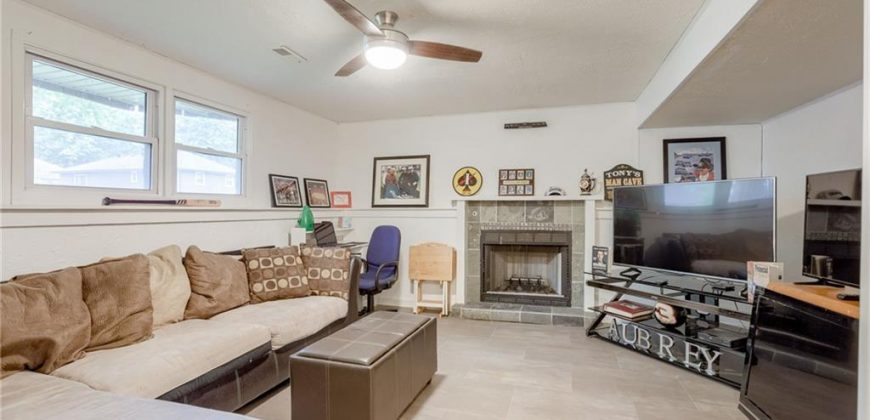 Homes for Sale in Kearney, MO 64060 | 302 E 11th Street