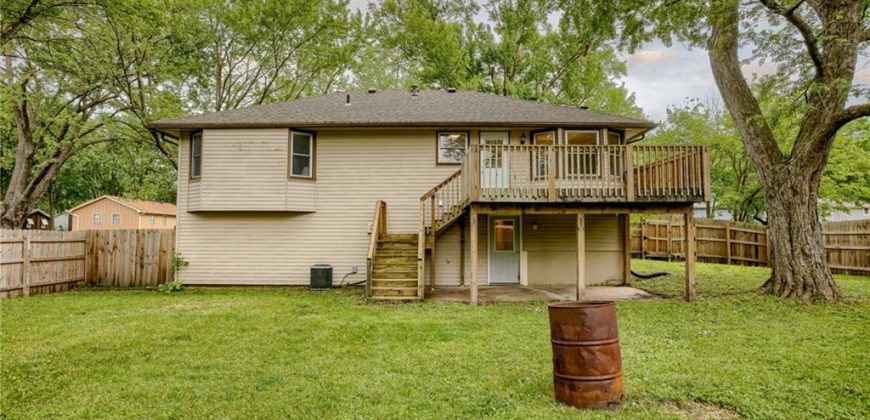 Homes for Sale in Kearney, MO 64060 | 302 E 11th Street