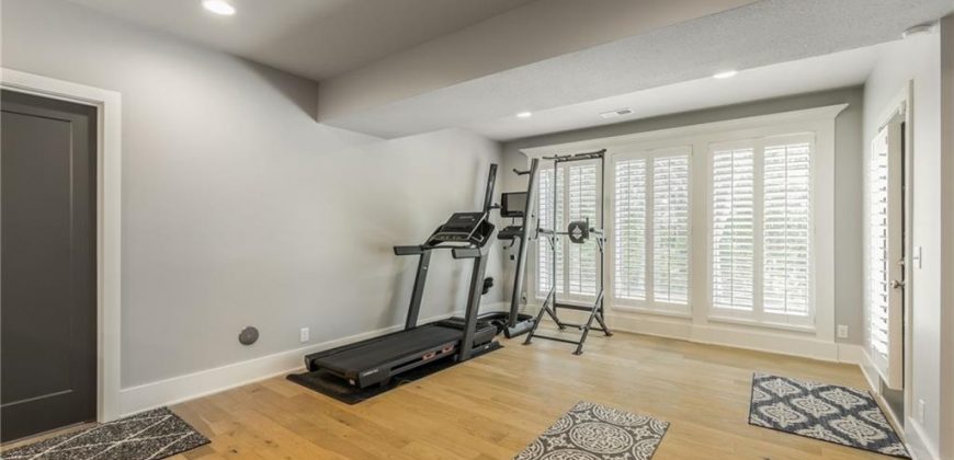 Homes for Sale in Kansas City, MO 64151 | 5827 N Lucerne Avenue