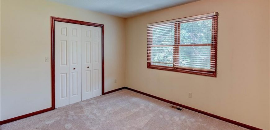 Homes for Sale in Liberty, MO 64068 | 512 E Clayview Drive