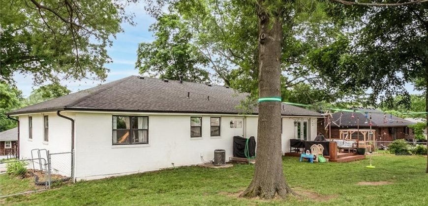 Homes for Sale in Kansas City, MO 64154 | 8722 N Edison Avenue