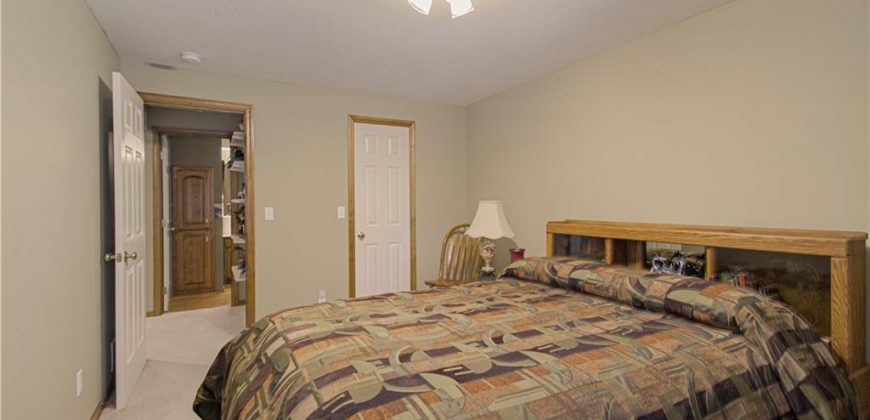 Homes for Sale in Kearney, MO 64060 | 1710  Kathleen Way