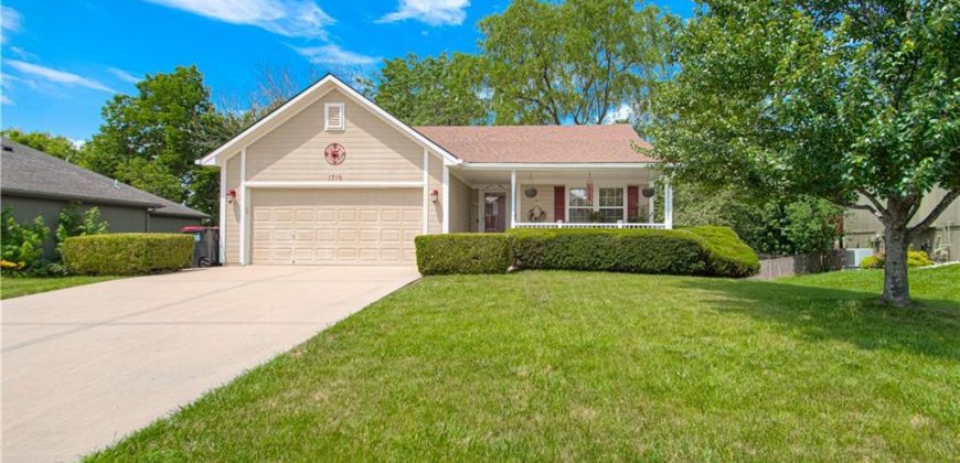 Homes for Sale in Kearney, MO 64060 | 1710  Kathleen Way