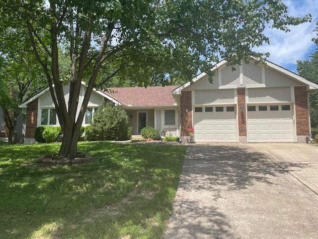 Homes for Sale in Kansas City, MO 64151 | 5116 NW WALDEN Drive