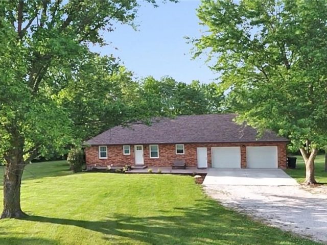 Homes for Sale in Kearney, MO 64060 | 22406  RT-92 Rural Route