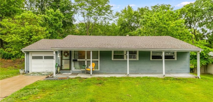Homes for Sale in Gladstone, MO 64118 | 808 NE 62nd Street