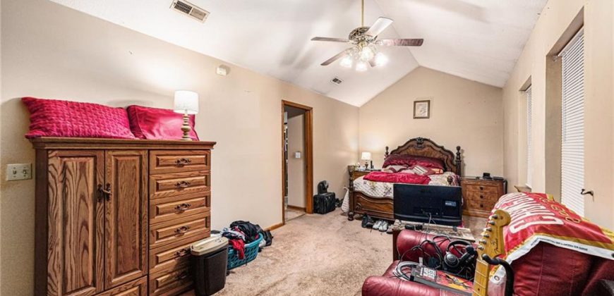 Homes for Sale in Liberty, MO 64068 | 430 N Main Street