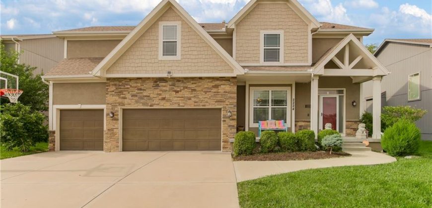 Homes for Sale in Kansas City, MO 64155 | 2224 NE 112th Street