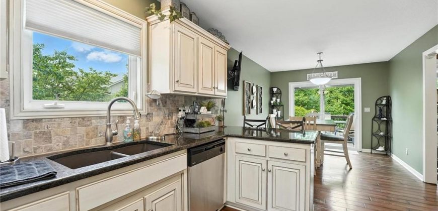 Homes for Sale in Kansas City, MO 64156 | 10318 N KENSINGTON Court