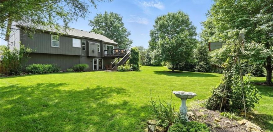 Homes for Sale in Kansas City, MO 64156 | 10318 N KENSINGTON Court