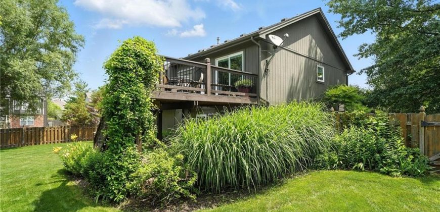 Homes for Sale in Kansas City, MO 64156 | 10318 N KENSINGTON Court