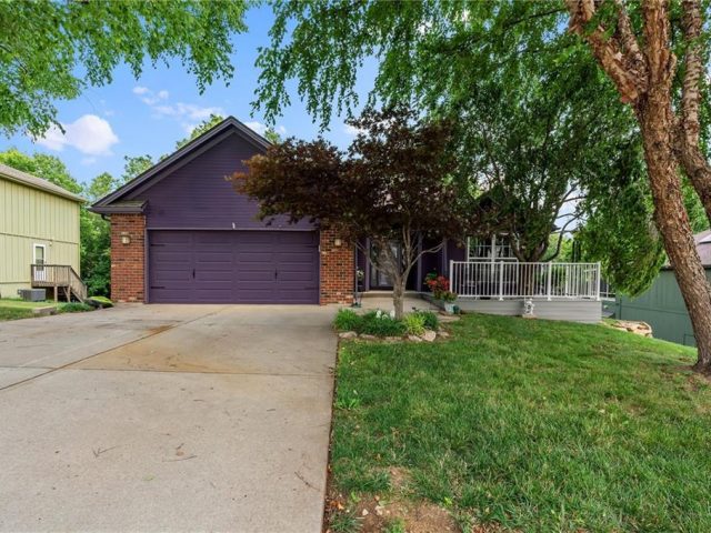 Homes for Sale in Kansas City, MO 64119 | 4116 NE 83rd Street