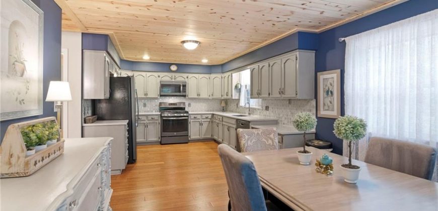Homes for Sale in Liberty, MO 64068 | 1449  Woodland Drive