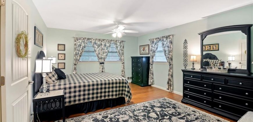 Homes for Sale in Liberty, MO 64068 | 1449  Woodland Drive