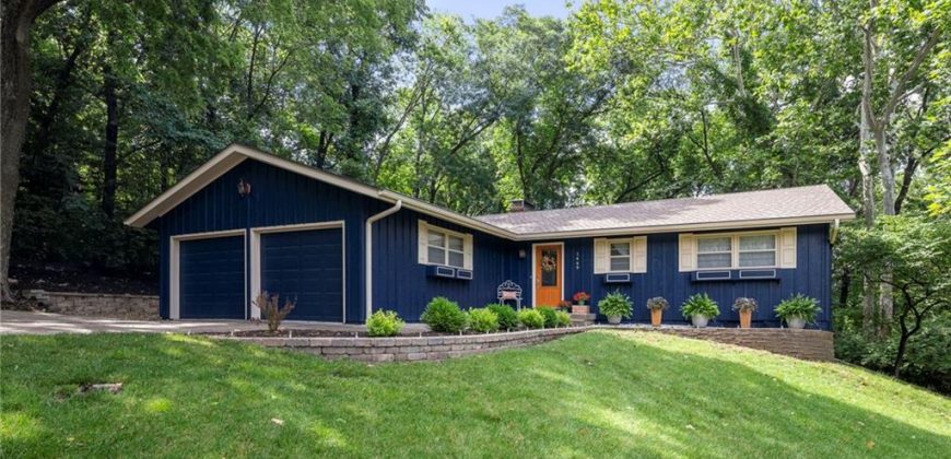 Homes for Sale in Liberty, MO 64068 | 1449  Woodland Drive