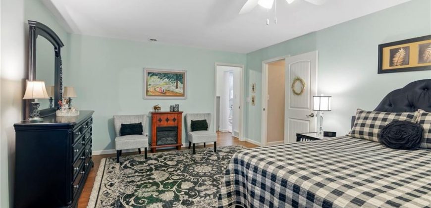 Homes for Sale in Liberty, MO 64068 | 1449  Woodland Drive