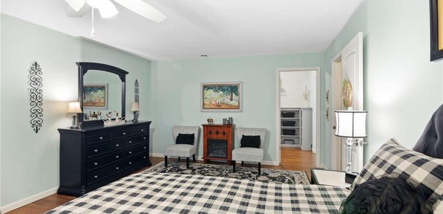 Homes for Sale in Liberty, MO 64068 | 1449  Woodland Drive