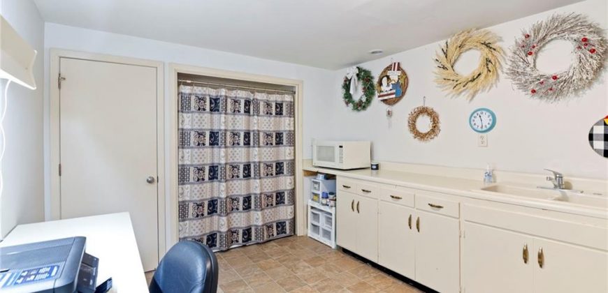 Homes for Sale in Liberty, MO 64068 | 1449  Woodland Drive