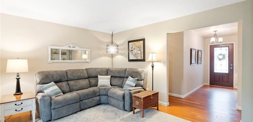 Homes for Sale in Liberty, MO 64068 | 1449  Woodland Drive