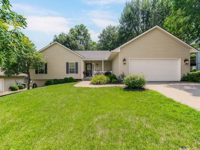 Homes for Sale in Excelsior Springs, MO 64024 | 1702  Aspen Lane
