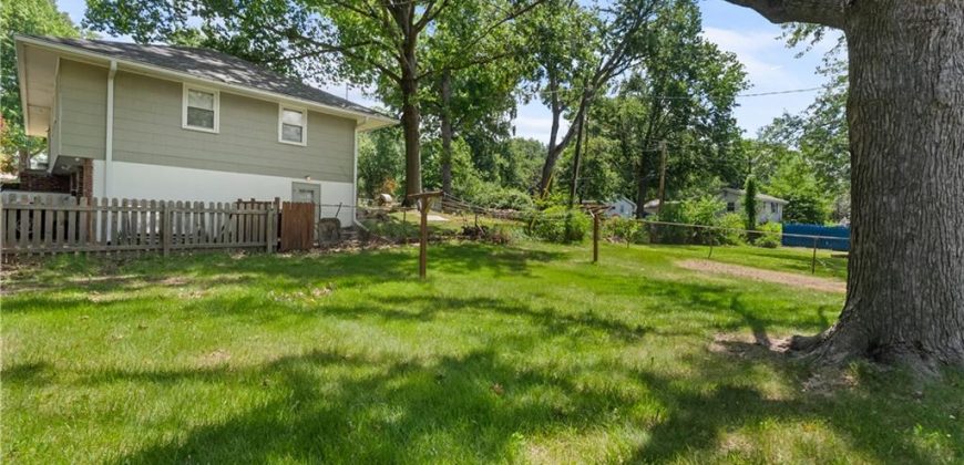 Homes for Sale in Gladstone, MO 64119 | 6705 N Bellefontaine Avenue