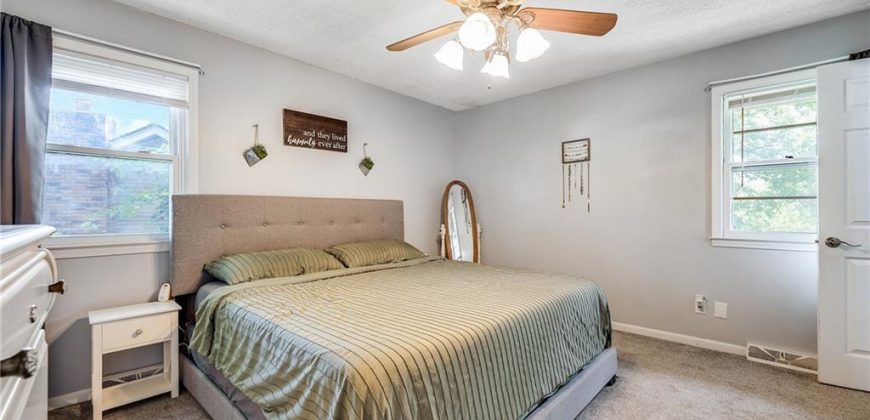 Homes for Sale in Liberty, MO 64068 | 853  York Place