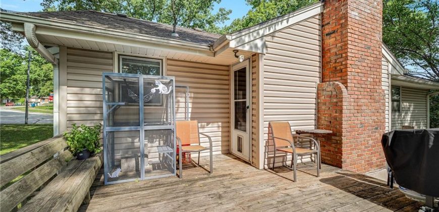 Homes for Sale in Liberty, MO 64068 | 853  York Place