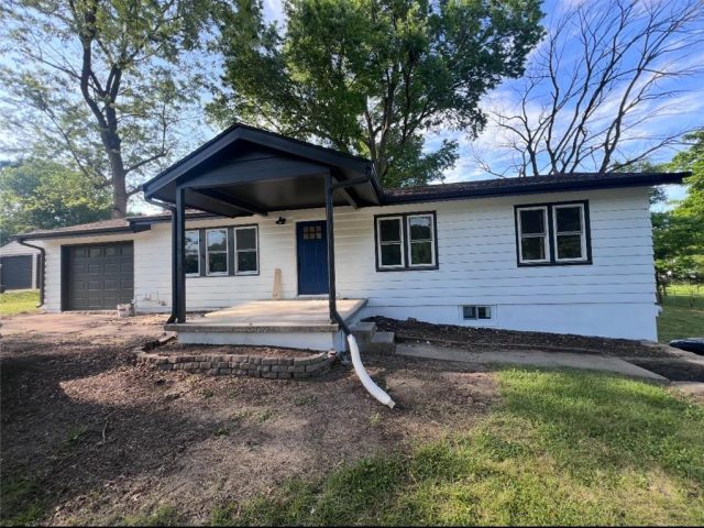 Homes for Sale in Pleasant Valley, MO 64068 | 7909  Arnote Road