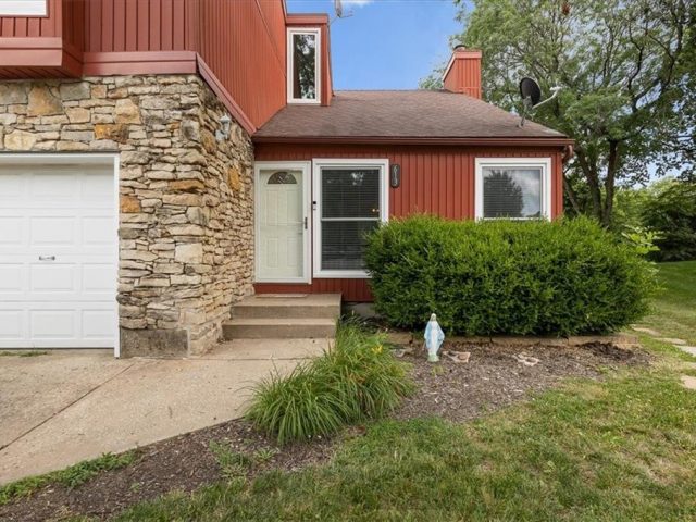 Homes for Sale in Kansas City, MO 64155 | 613 NE 90th Terrace