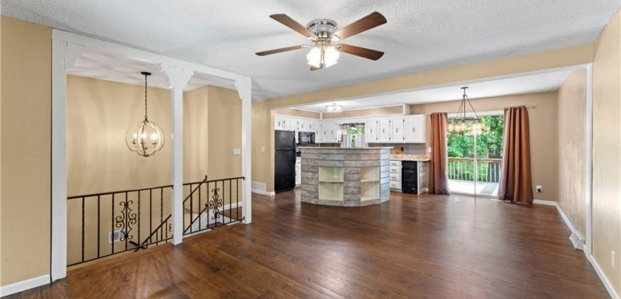 Homes for Sale in Kansas City, MO 64118 | 708 NE 80th Terrace