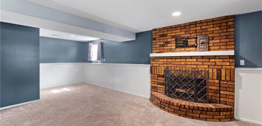 Homes for Sale in Kansas City, MO 64118 | 708 NE 80th Terrace