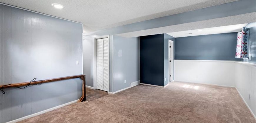 Homes for Sale in Kansas City, MO 64118 | 708 NE 80th Terrace