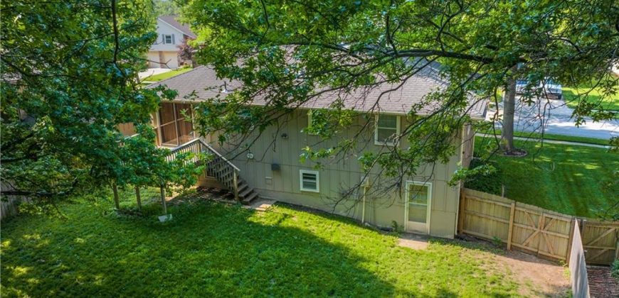 Homes for Sale in Kansas City, MO 64118 | 708 NE 80th Terrace