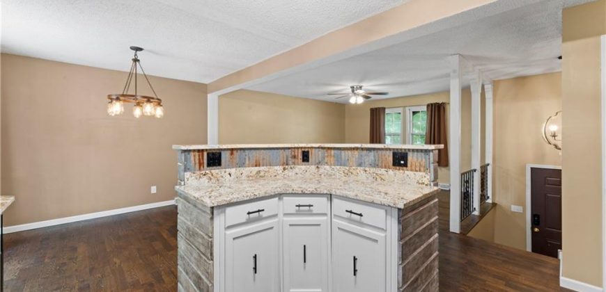Homes for Sale in Kansas City, MO 64118 | 708 NE 80th Terrace
