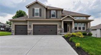 Homes for Sale in Kansas City, MO 64157 | 11704 N LAUREL Avenue