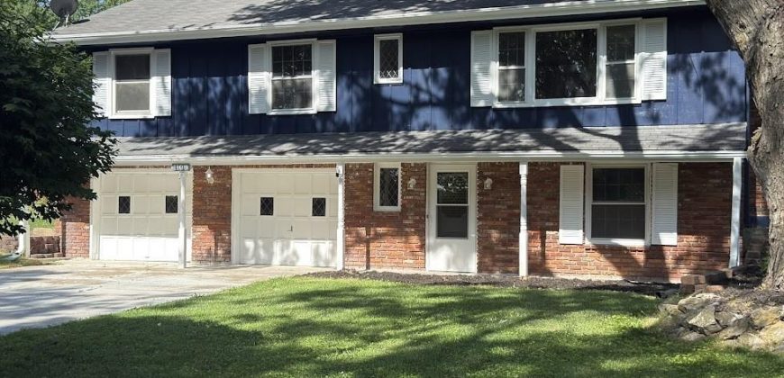 Homes for Sale in Liberty, MO 64068 | 1108 N Ridge Avenue