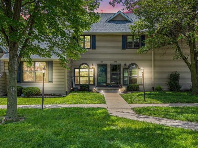 Homes for Sale in Smithville, MO 64089 | 169  Stonebridge Lane