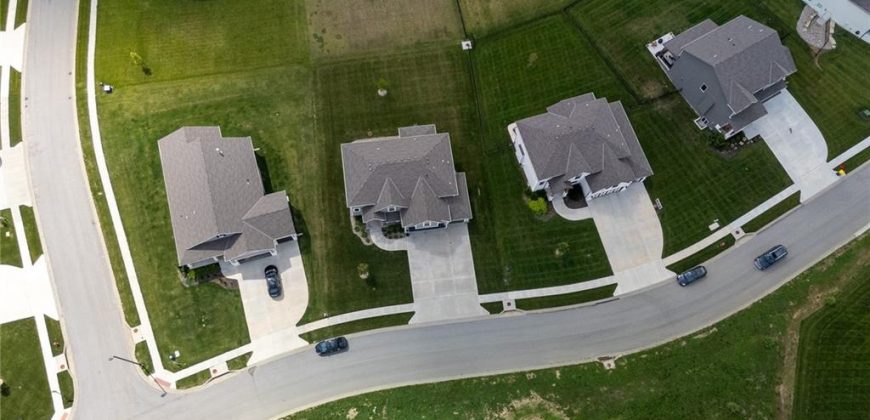 Homes for Sale in Kearney, MO 64060 | 11414  Bluestem Drive