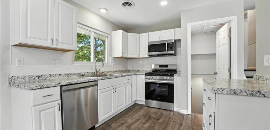 Homes for Sale in Kansas City, MO 64119 | 4916 N Manchester Avenue