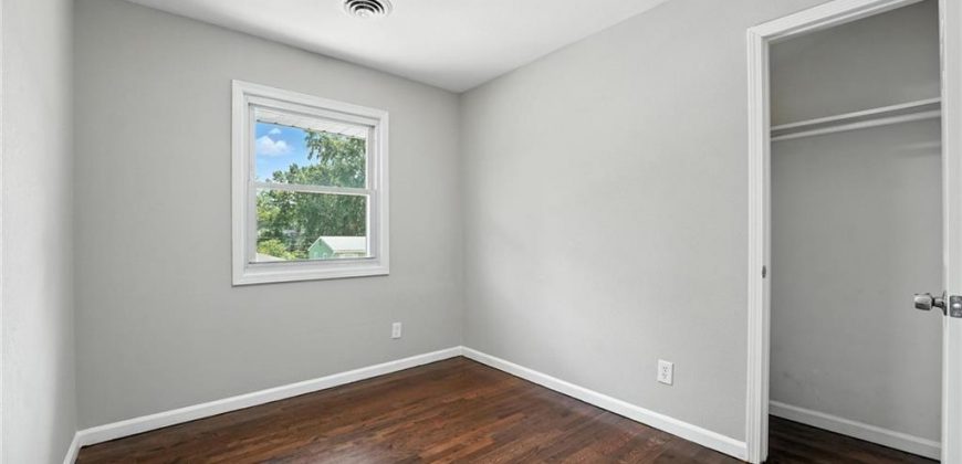 Homes for Sale in Kansas City, MO 64119 | 4916 N Manchester Avenue