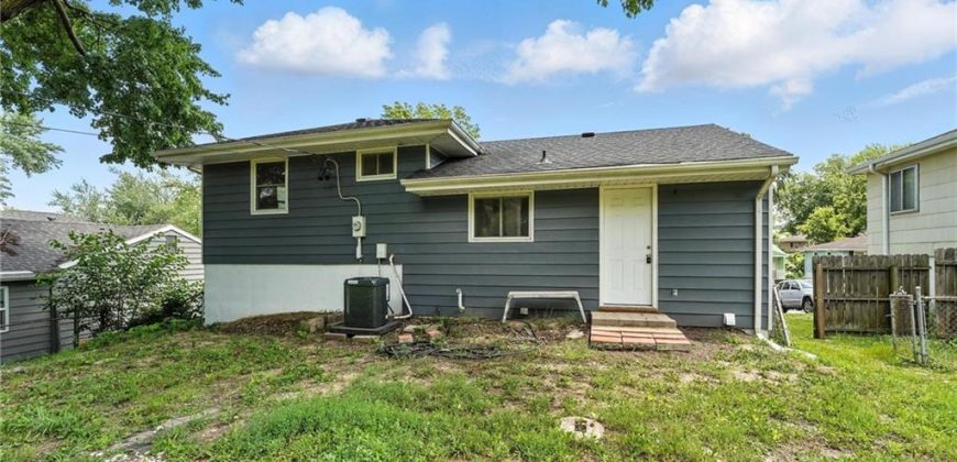 Homes for Sale in Kansas City, MO 64119 | 4916 N Manchester Avenue