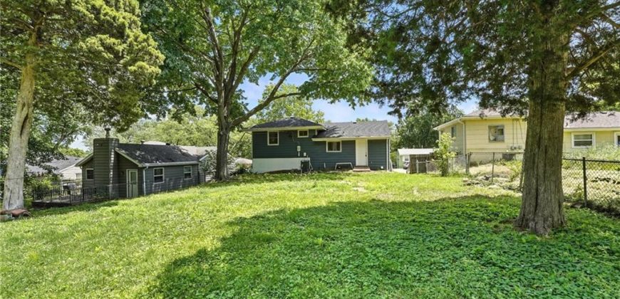 Homes for Sale in Kansas City, MO 64119 | 4916 N Manchester Avenue