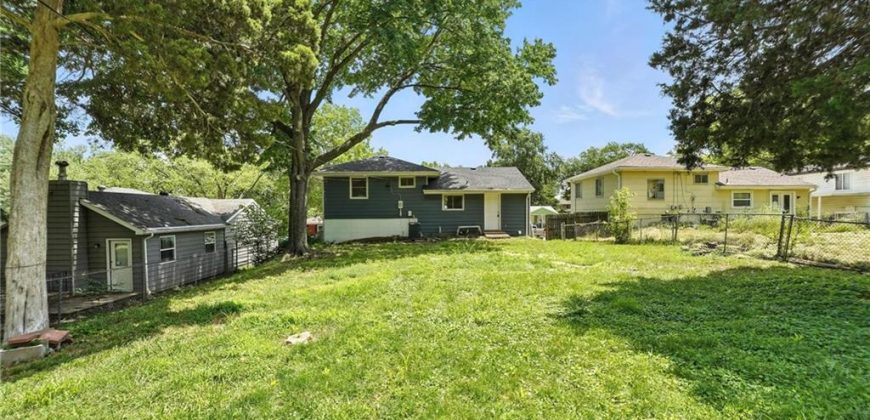 Homes for Sale in Kansas City, MO 64119 | 4916 N Manchester Avenue