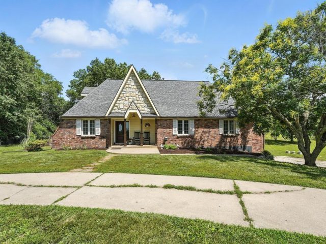 Homes for Sale in Kearney, MO 64060 | 16215  Rae Lee Drive
