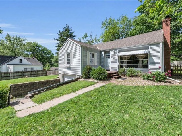 Homes for Sale in Kansas City, MO 64119 | 5508 N Spruce Avenue