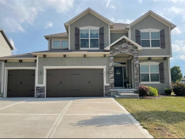 Homes for Sale in Kansas City, MO 64154 | 6721 NW 104th Terrace