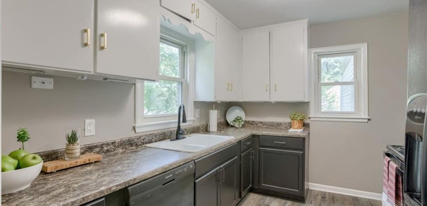 Homes for Sale in Kansas City, MO 64118 | 4944 N Brooklyn Avenue